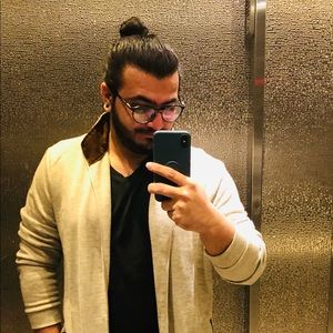 Meet your Posher, Dhruv